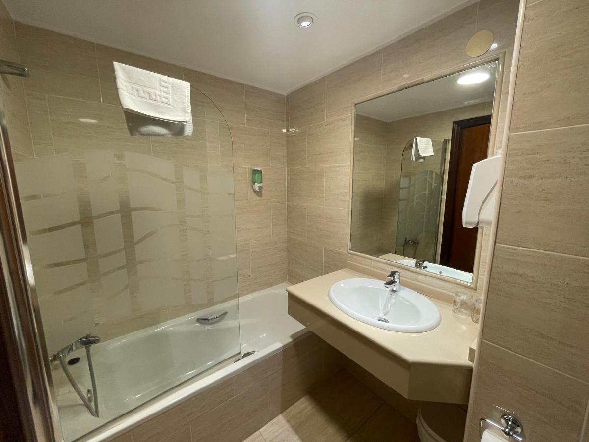 Apartamentos En Alquiler Chinasol Almuñécar Extérieur photo